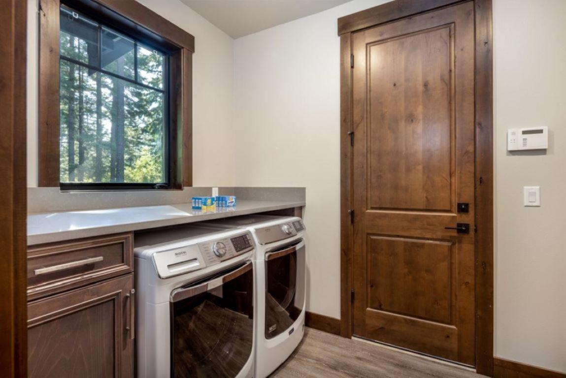Suncadia 4 Bdrm Home Beautiful Floor To Ceiling Fireplace 클리에럼 외부 사진